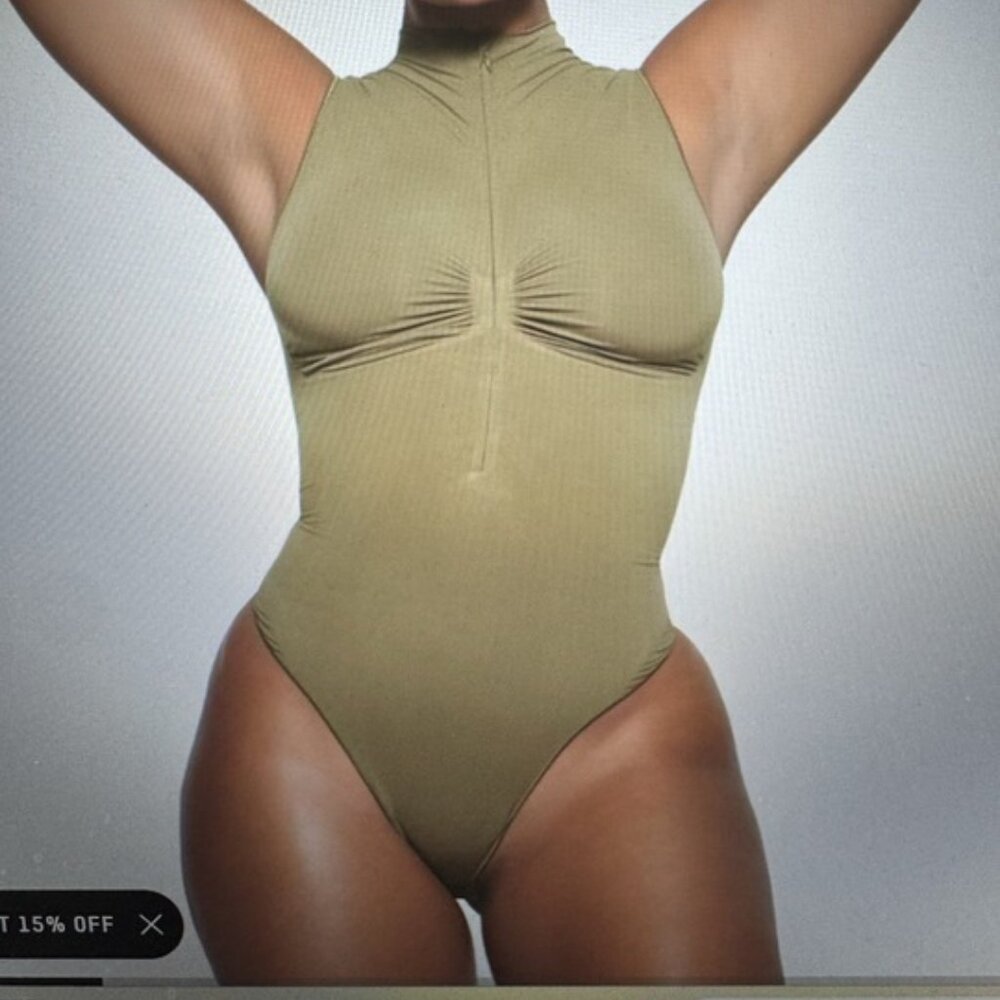 Skims Zip Front Sleeveless Thong Body Suit